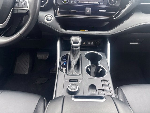 2025 Toyota Highlander XSE