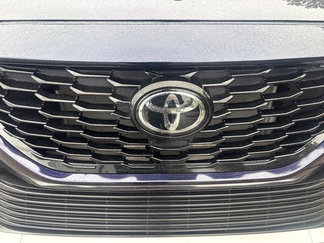 2025 Toyota Highlander XSE