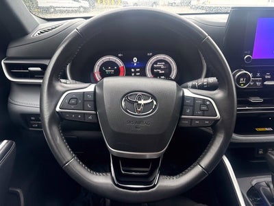 2025 Toyota Highlander XSE