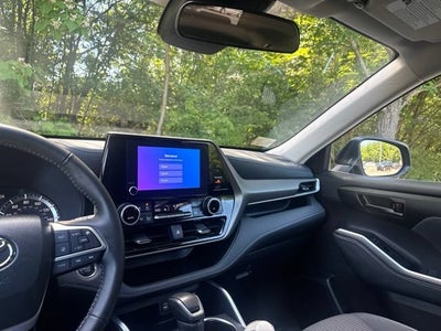 2025 Toyota Highlander LE