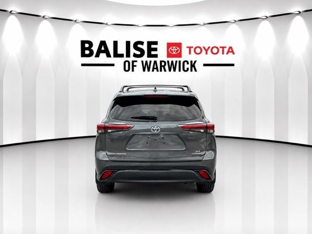 2025 Toyota Highlander LE