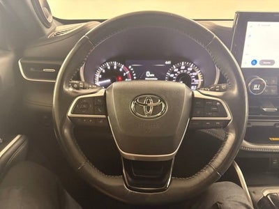 2023 Toyota Highlander XSE