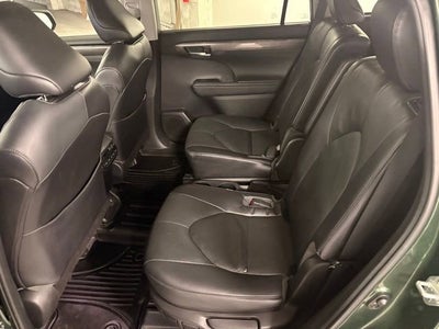 2023 Toyota Highlander Platinum