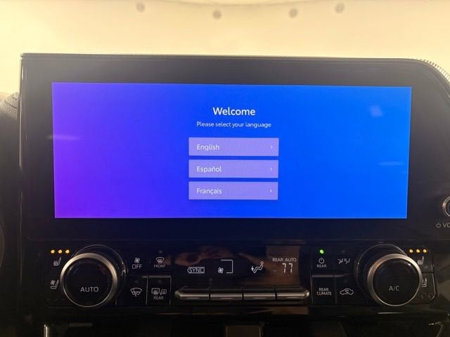 2023 Toyota Highlander Platinum