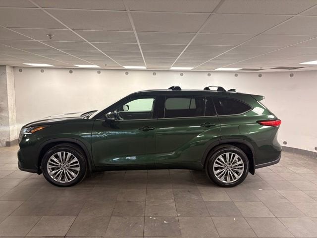 2023 Toyota Highlander Platinum