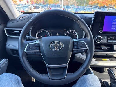 2024 Toyota Highlander XLE