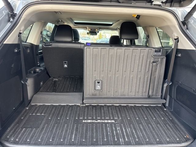 2025 Toyota Highlander Platinum