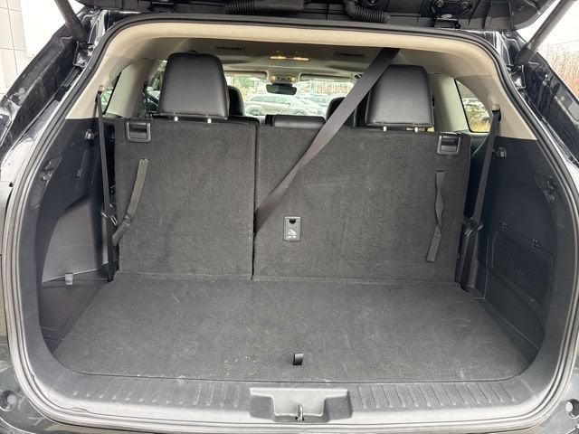 2025 Toyota Highlander XLE