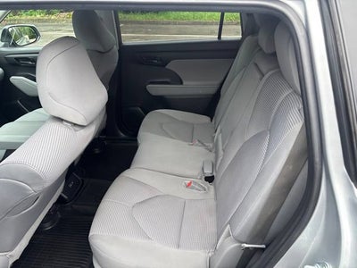 2024 Toyota Highlander LE