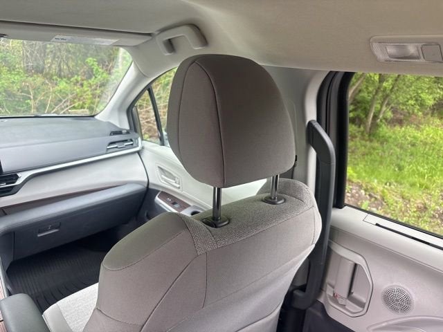 2023 Toyota Sienna LE