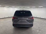 2022 Toyota Sienna LE