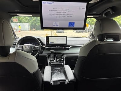 2026 Toyota Sienna XSE