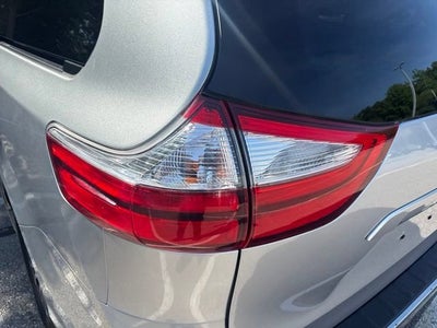 2019 Toyota Sienna XLE