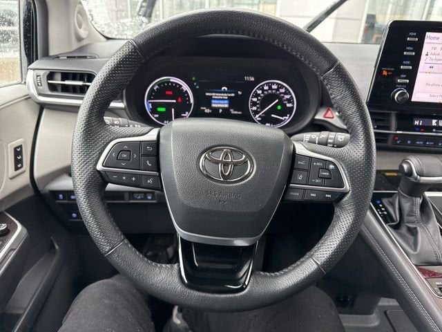 2022 Toyota Sienna Limited