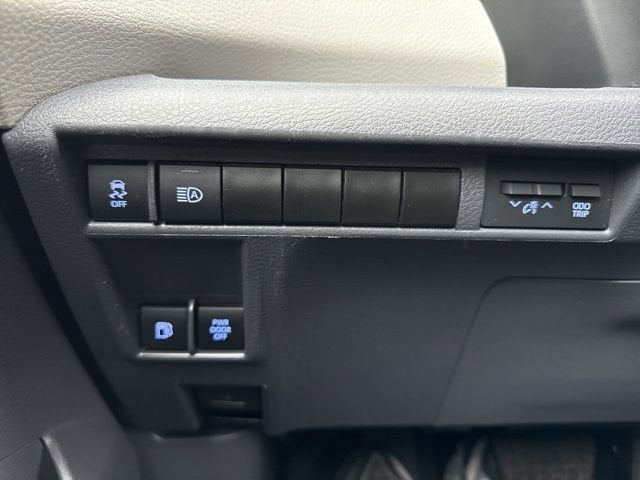 2022 Toyota Sienna Limited