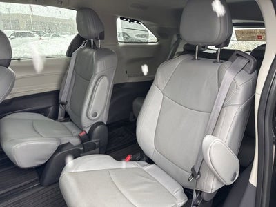 2022 Toyota Sienna Limited