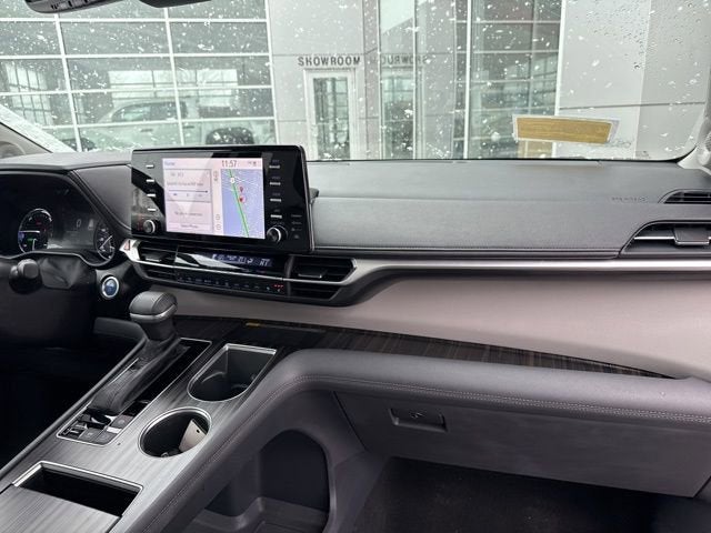 2022 Toyota Sienna Limited