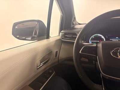 2023 Toyota Sienna Limited
