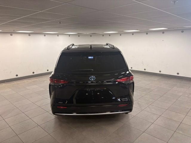 2023 Toyota Sienna Limited