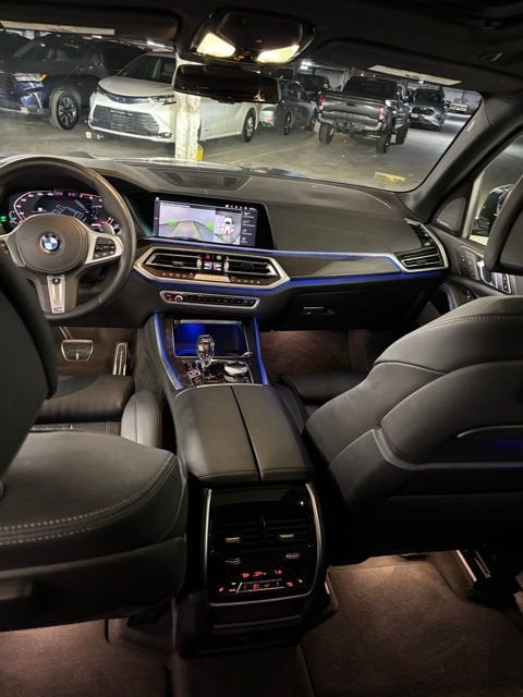 2023 BMW X5 M50i