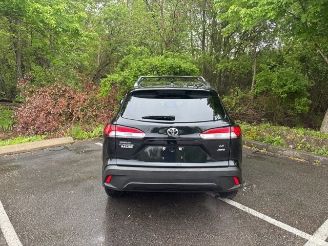 2024 Toyota Corolla Cross LE