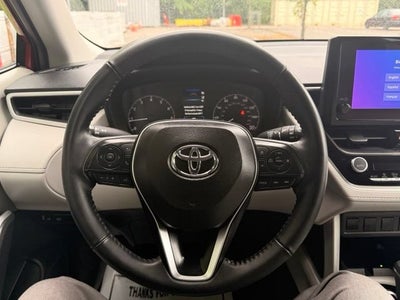 2024 Toyota Corolla Cross LE