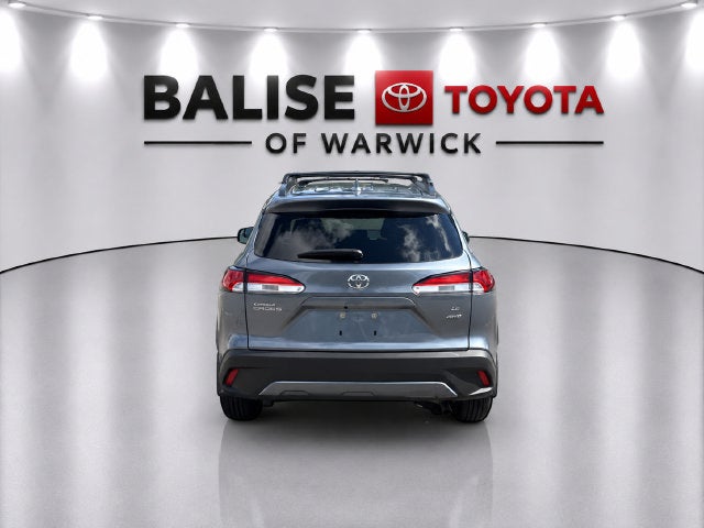 2024 Toyota Corolla Cross LE