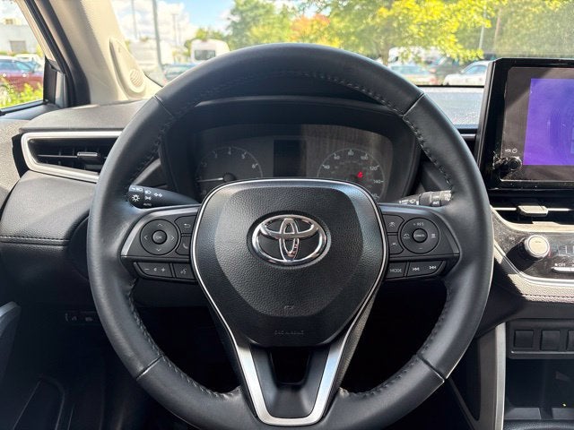 2024 Toyota Corolla Cross LE