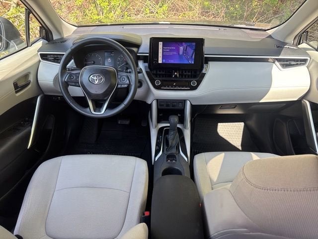 2025 Toyota Corolla Cross LE