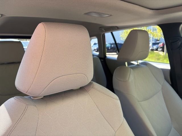 2025 Toyota Corolla Cross LE