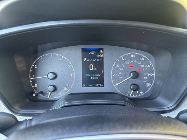 2025 Toyota Corolla Cross LE