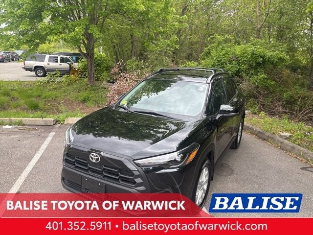 2026 Toyota Corolla Cross LE AWD's photo
