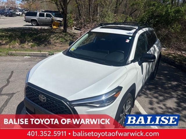 2025 Toyota Corolla Cross XLE