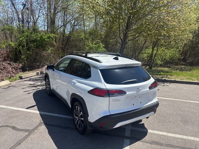 2025 Toyota Corolla Cross XLE