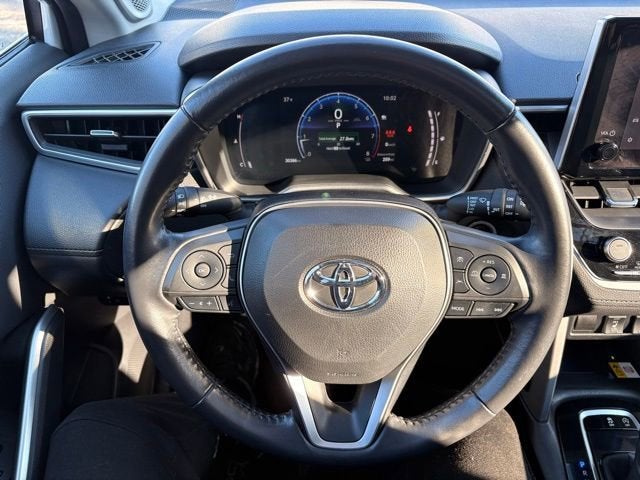 2023 Toyota Corolla Cross XLE