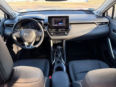 2023 Toyota Corolla Cross XLE