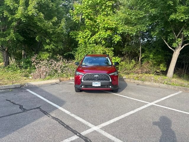 2025 Toyota Corolla Cross XLE