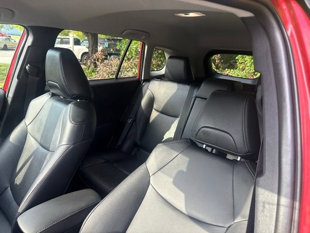 2025 Toyota Corolla Cross XLE