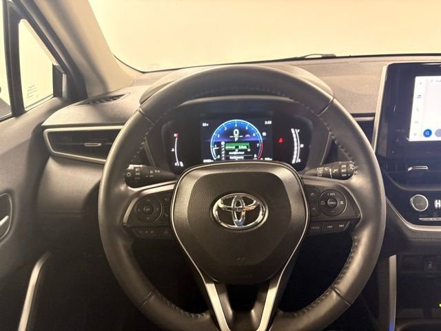2025 Toyota Corolla Cross XLE