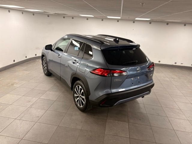 2025 Toyota Corolla Cross XLE