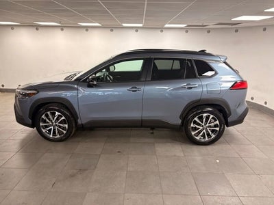 2025 Toyota Corolla Cross XLE