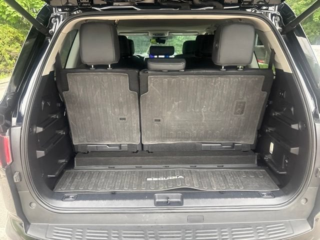 2024 Toyota Sequoia SR5