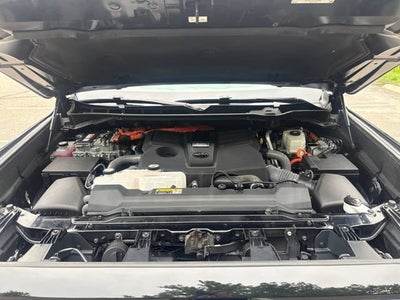 2024 Toyota Sequoia SR5