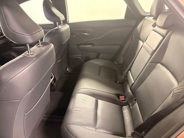 2025 Toyota Crown Signia Limited