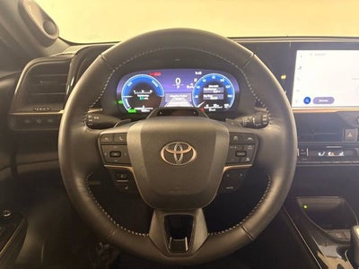 2025 Toyota Crown Signia Limited