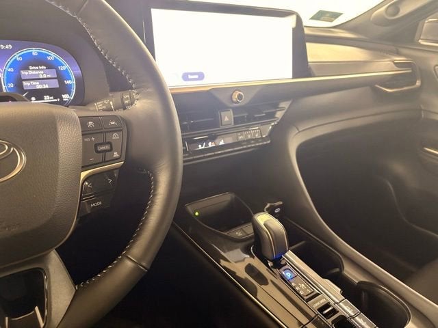 2025 Toyota Crown Signia Limited