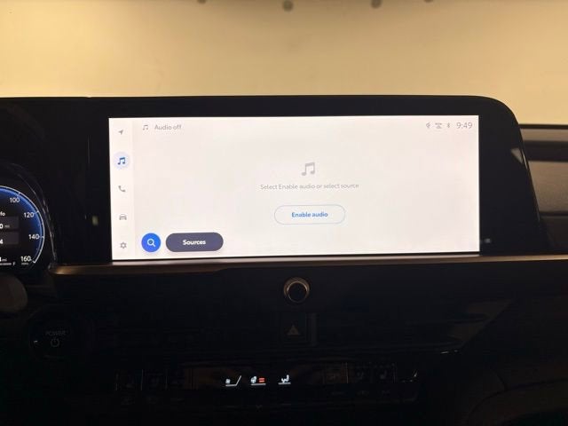 2025 Toyota Crown Signia Limited