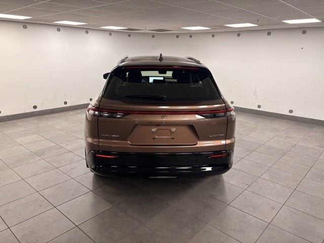 2025 Toyota Crown Signia Limited