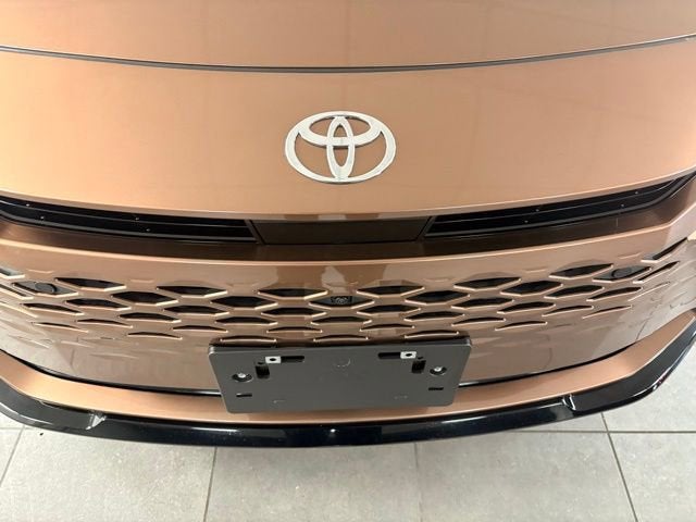 2025 Toyota Crown Signia Limited