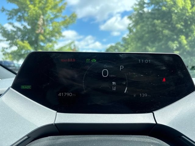 2024 Toyota Prius LE